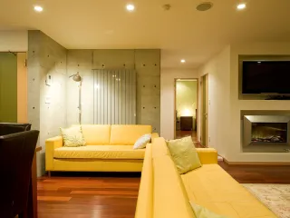 2012-05-04 Cecuko C Interior edits - Glen Claydon Photography